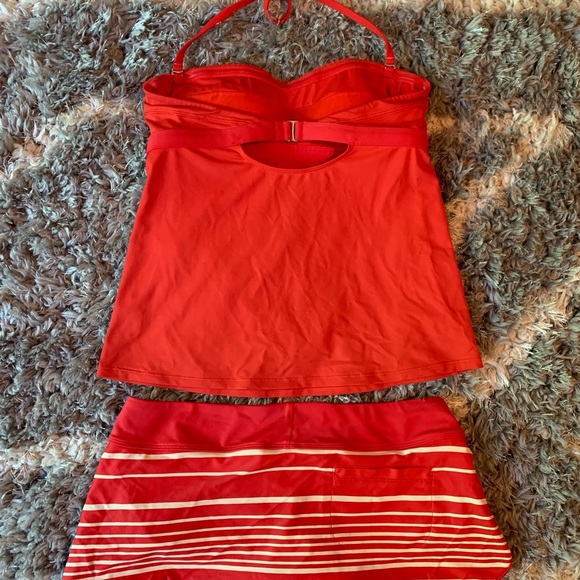 Athleta Tankini and swim skirt - Picture 2 of 2